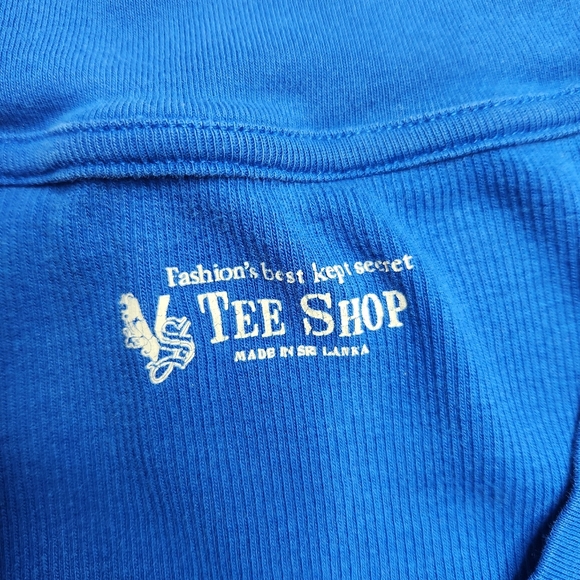 5/$15 Tee Shop Blue V Neck Y2K Shirt Top - Picture 6 of 9